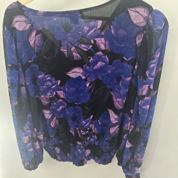 Cupcakes and Cashmere Black Purple Floral V-Neck Long Sleeved Large - Picture 2 of 11